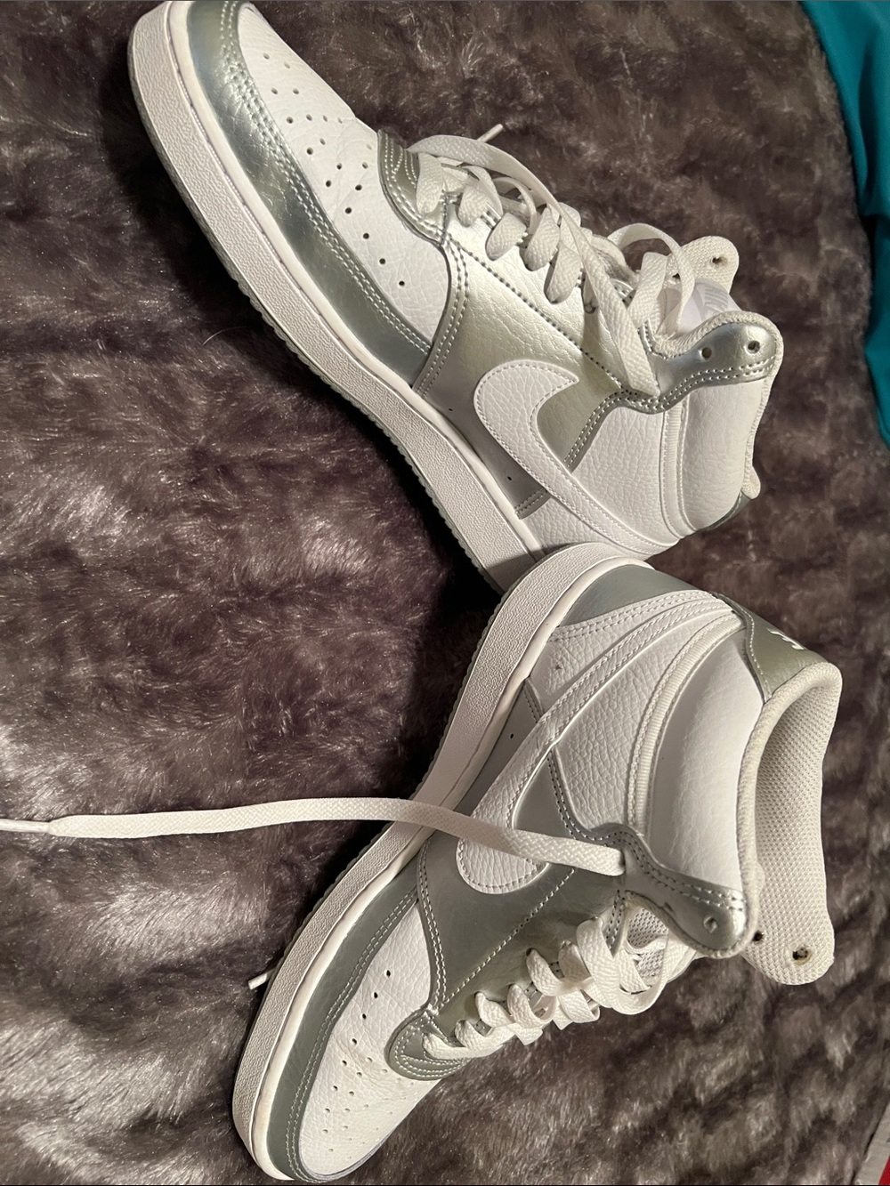 Nike Women’s High-Top Sneakers in White and Silver, 7.5